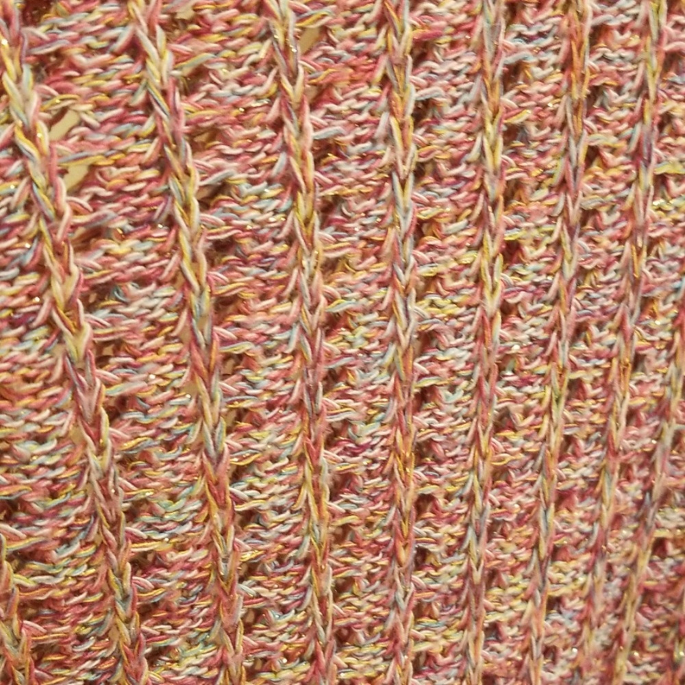 Colorful sweater - Picture 2 of 3